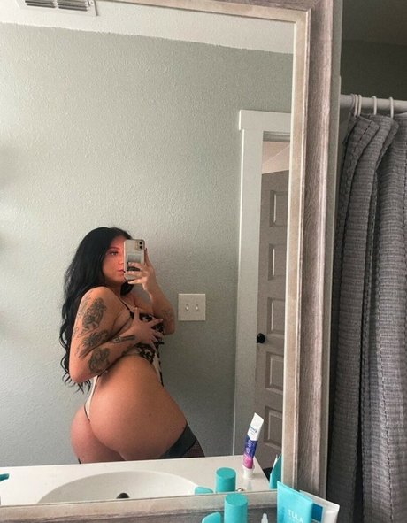 Foto di nudo di fuga di OnlyFans di Liljuicyjenn