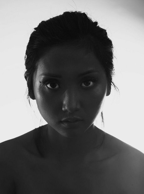 Foto di nudo di fuga di OnlyFans di Brenda Song