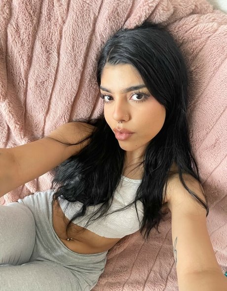 Foto di nudo di fuga di OnlyFans di Cyberiariley