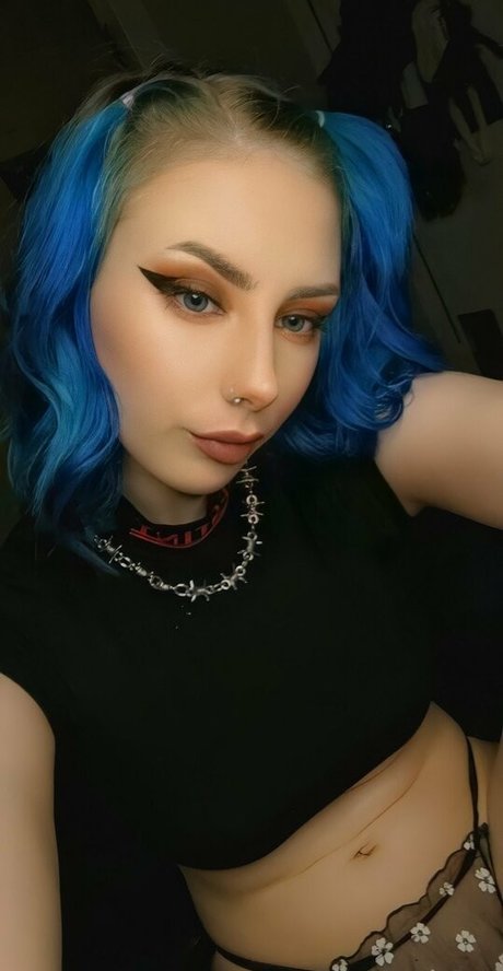 Foto di nudo di fuga di OnlyFans di Devilvixen
