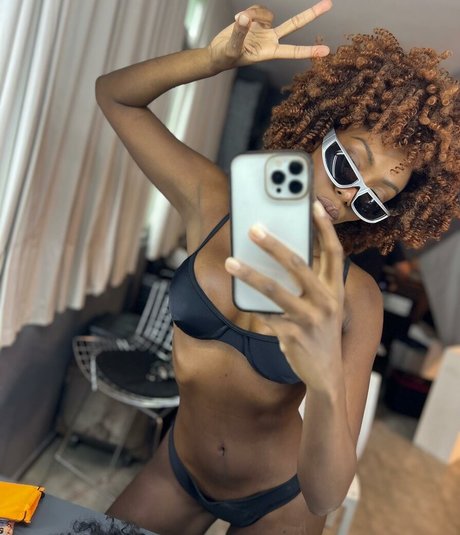 Foto di nudo di fuga di OnlyFans di Bermudez Cortes