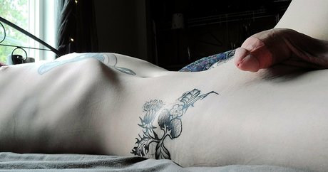 Foto di nudo di fuga di OnlyFans di Doxxxie