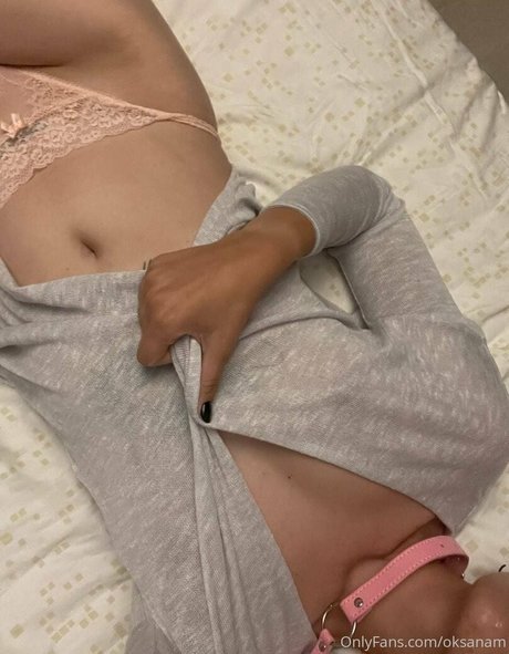 Foto di nudo di fuga di OnlyFans di Oksanam