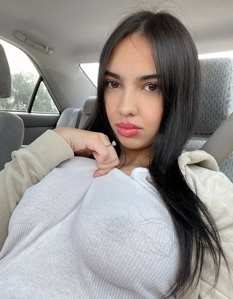 Foto di nudo di fuga di OnlyFans di Emilia