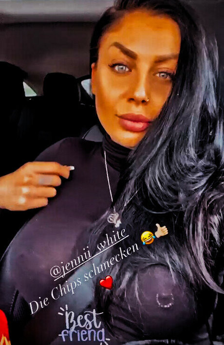 Foto di nudo di fuga di OnlyFans di Nikkibelfort