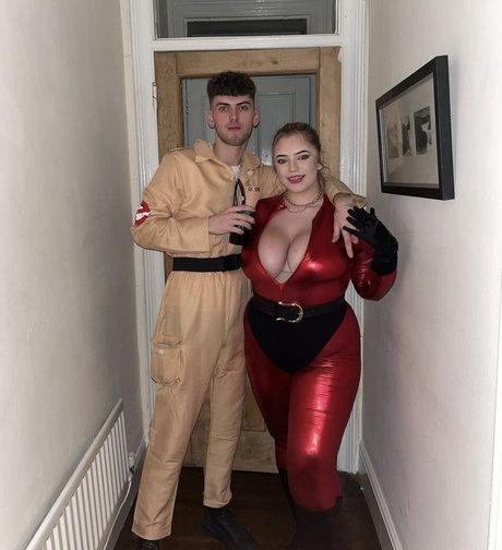 Foto di nudo di fuga di OnlyFans di Hollie H