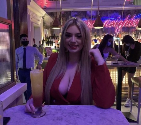 Foto di nudo di fuga di OnlyFans di Hollie H