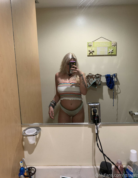 Foto di nudo di fuga di OnlyFans di Sashanorth