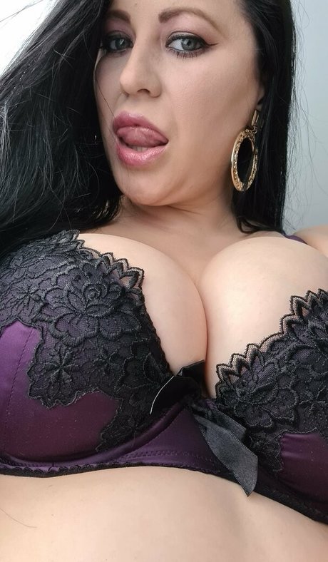 Larajadedeene
