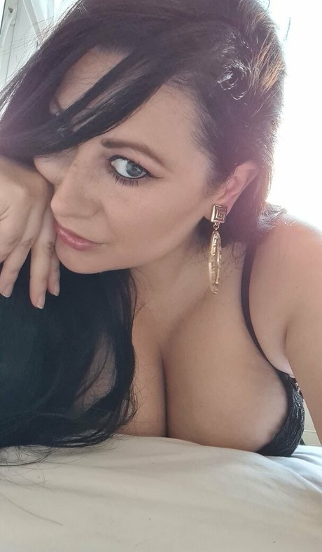 Larajadedeene