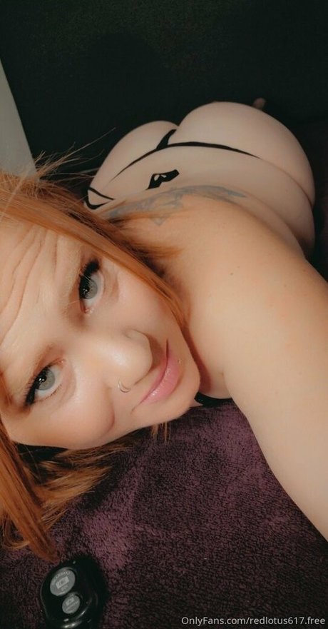 Foto di nudo di fuga di OnlyFans di Redlotus6170