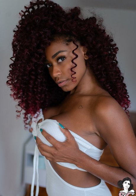 Foto di nudo di fuga di OnlyFans di Yasantana