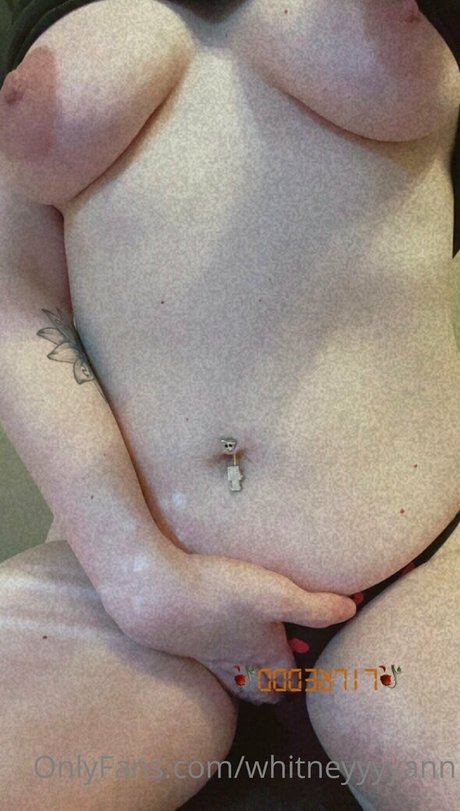 Foto di nudo di fuga di OnlyFans di Whitneyyyyann