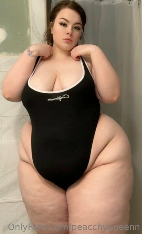 Peacchyqueenn