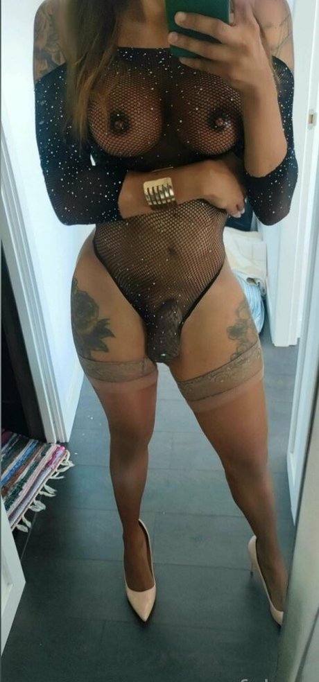 Foto di nudo di fuga di OnlyFans di Vanefalcao