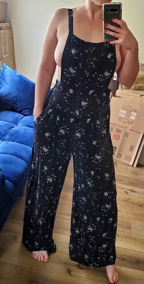 Foto di nudo di fuga di OnlyFans di Josiejune