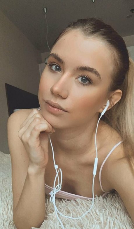 Foto di nudo di fuga di OnlyFans di Dariaray