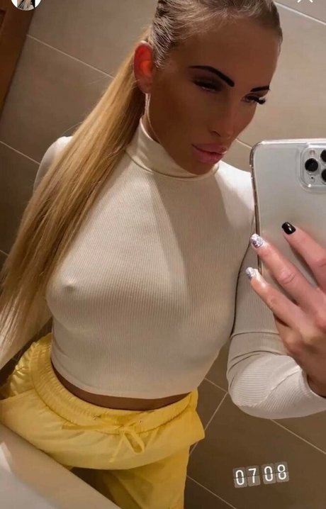 Foto di nudo di fuga di OnlyFans di Tarnoczi Dalma
