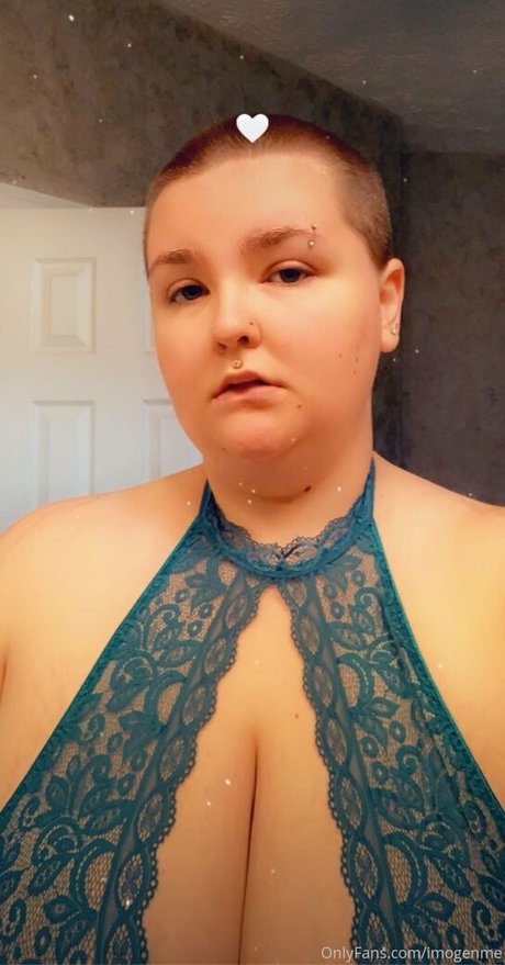 Foto di nudo di fuga di OnlyFans di Imogenme