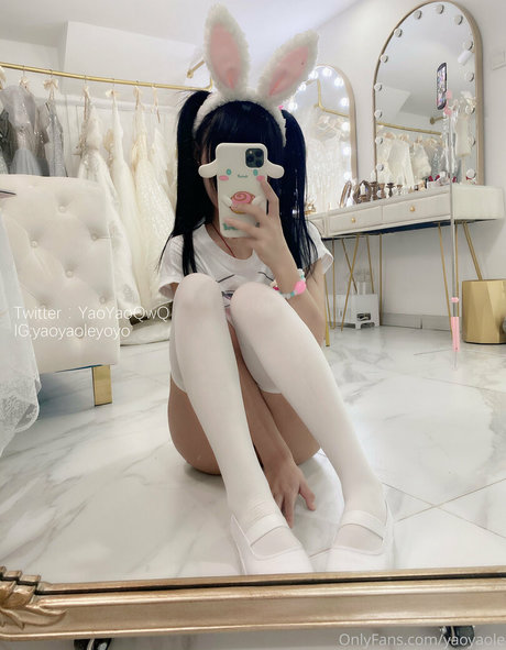 Foto di nudo di fuga di OnlyFans di Yaoyaole