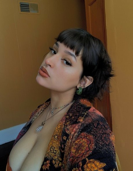 Foto di nudo di fuga di OnlyFans di Stwaberryswing