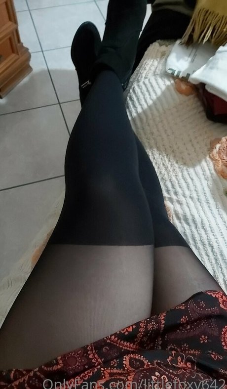 Foto di nudo di fuga di OnlyFans di Littlefoxyuwu
