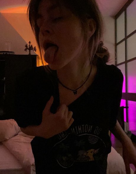 Foto di nudo di fuga di OnlyFans di Linivaya