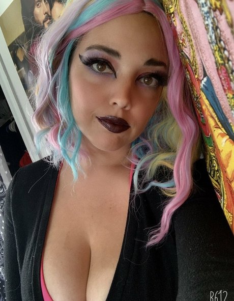 Foto di nudo di fuga di OnlyFans di Vanessa Ray