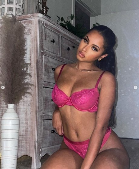 Foto di nudo di fuga di OnlyFans di Jonica Keating