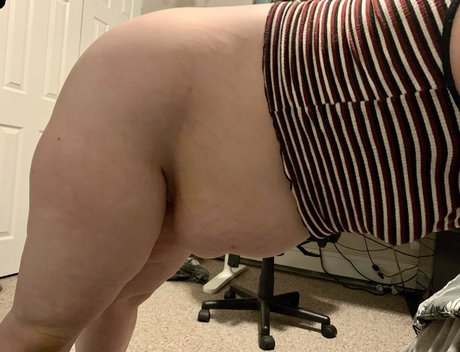 Foto di nudo di fuga di OnlyFans di Fattereveryautumnfree
