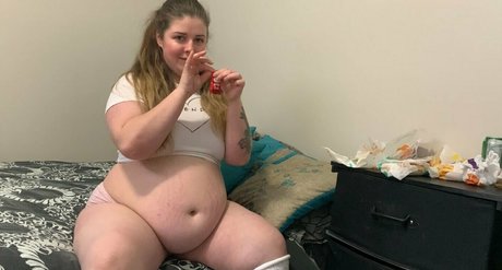 Foto di nudo di fuga di OnlyFans di Fattereveryautumnfree