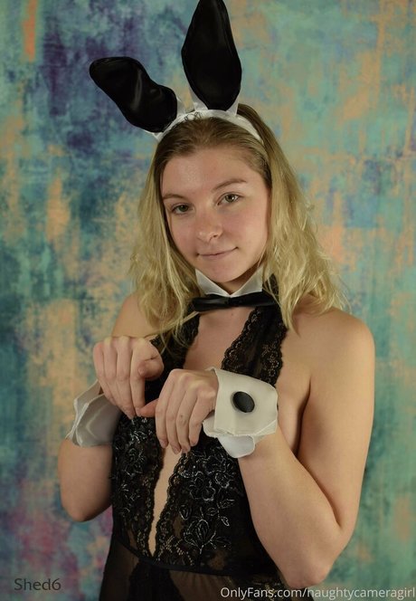 Foto di nudo di fuga di OnlyFans di Naughtycameragirl
