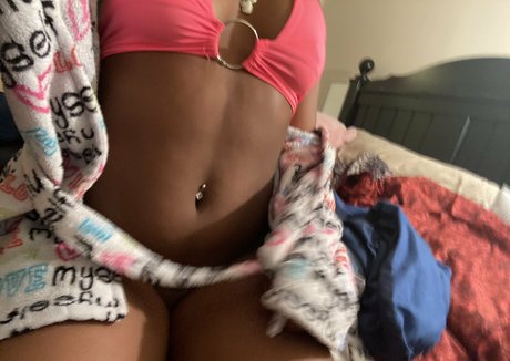 Foto di nudo di fuga di OnlyFans di Baezy