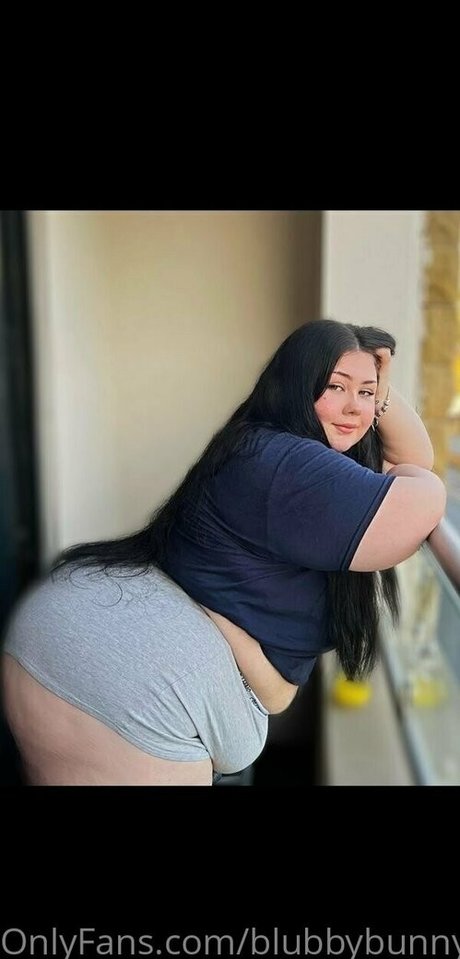 Foto di nudo di fuga di OnlyFans di Blubbybunny2