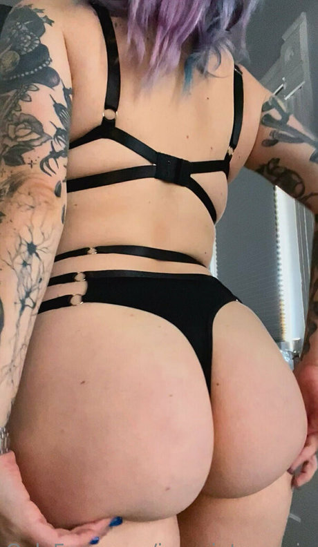 Foto di nudo di fuga di OnlyFans di Ivysaintmayvip