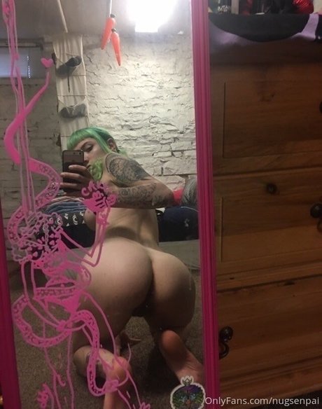Foto di nudo di fuga di OnlyFans di Nugsenpai