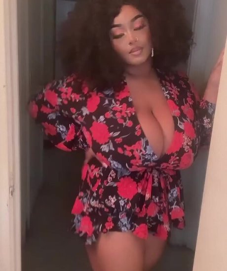 Foto di nudo di fuga di OnlyFans di Gabrielle