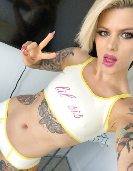 Foto di nudo di fuga di OnlyFans di Dicentra6
