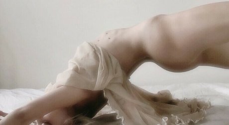 Foto di nudo di fuga di OnlyFans di Alittlevampy