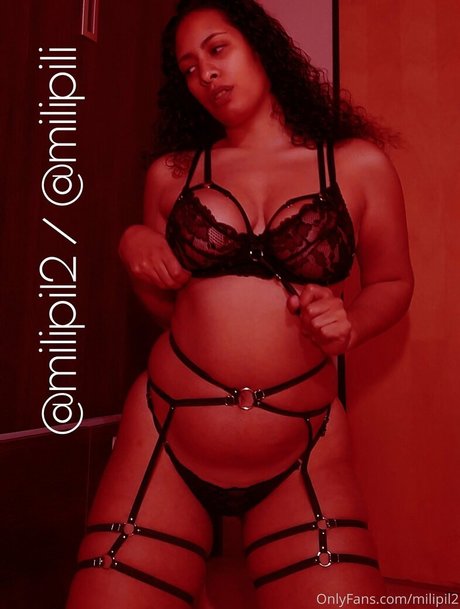 Foto di nudo di fuga di OnlyFans di Milipil2