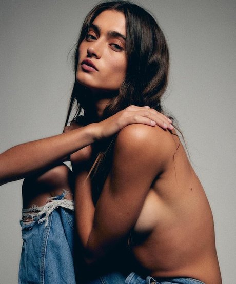 Foto di nudo di fuga di OnlyFans di Lexi Bhardwaj