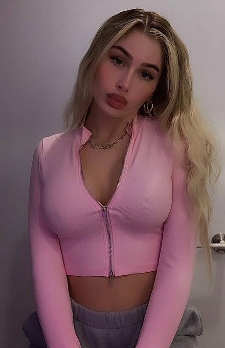 Dressupblondie