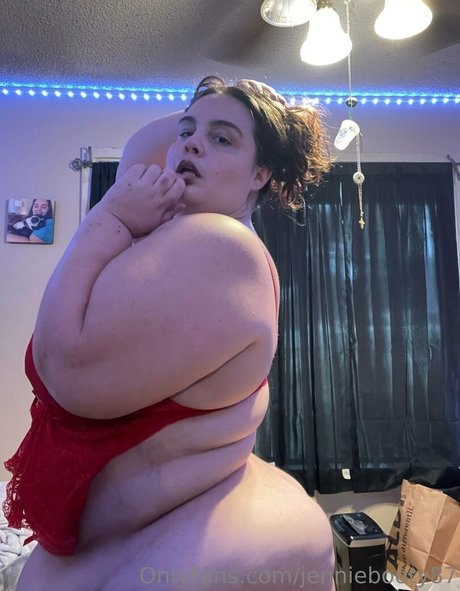 Jenniebooty87