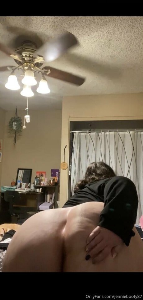 Jenniebooty87