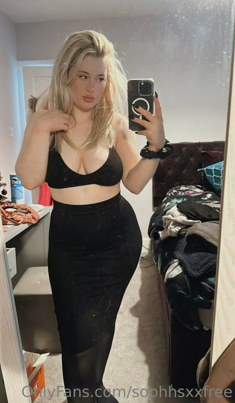 Foto di nudo di fuga di OnlyFans di Sophhsxxfree