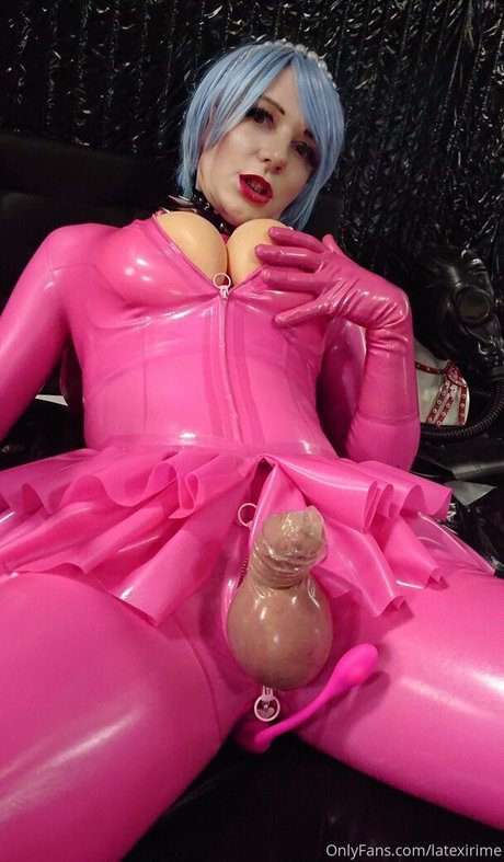 Foto di nudo di fuga di OnlyFans di Latexirime