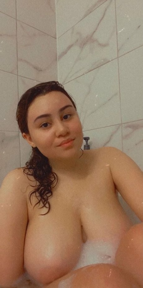 Foto di nudo di fuga di OnlyFans di Pandoranyxie
