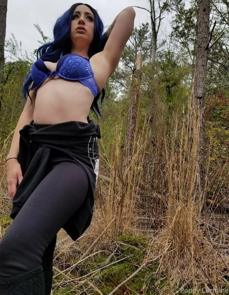 Poppycarminexxx