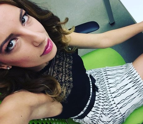 Vanessa Lengies