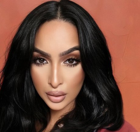 Omaima Benamre